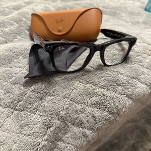 Ray-Ban Classic Black Glasses with Brown Case